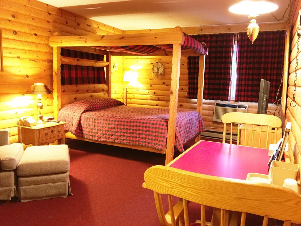 Northwoods Inn & Suites Minocqua Exterior foto